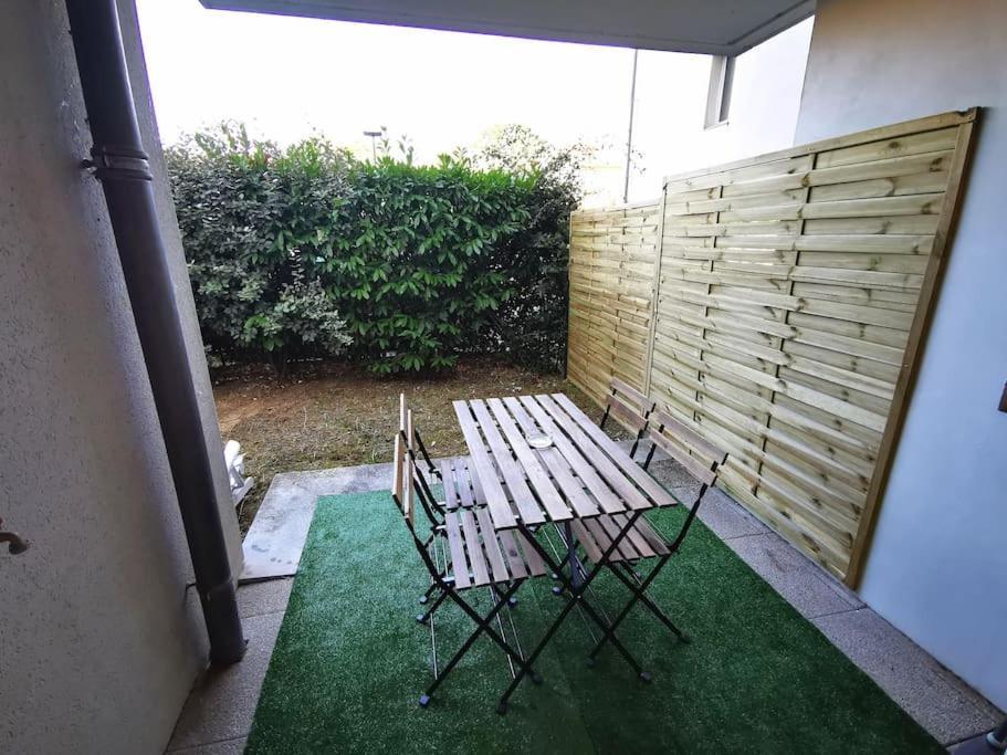 Grand Studio Lumineux Et Sa Terrasse Au Calme Toulouse Eksteriør billede