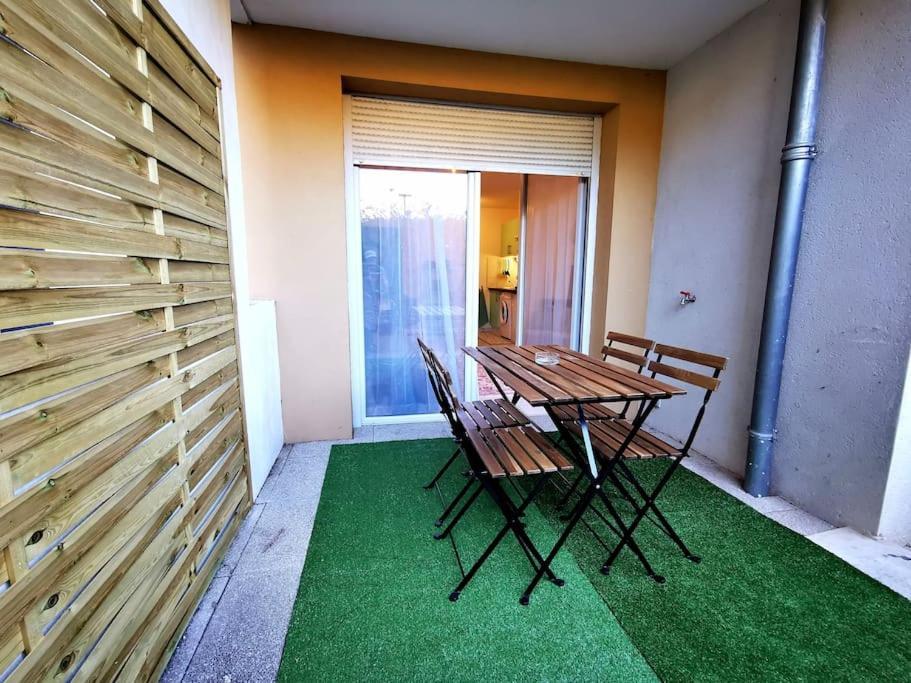 Grand Studio Lumineux Et Sa Terrasse Au Calme Toulouse Eksteriør billede